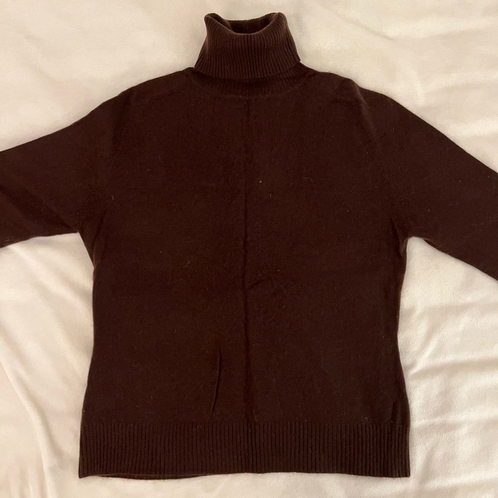 Cashmere sweater size sm